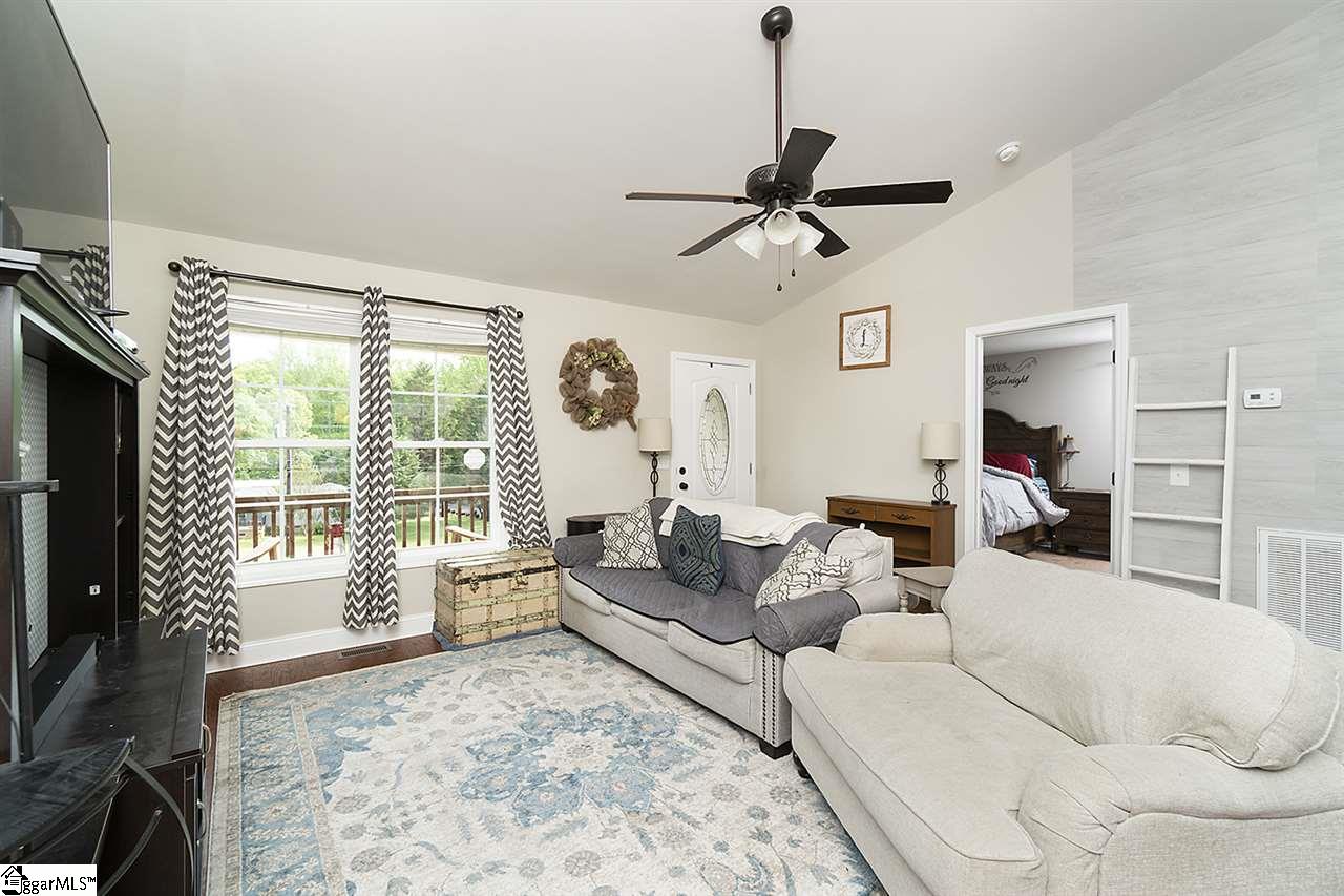 512 Secona Road Pickens, SC 29671 - Photo 10 of 24 Gallery Image 10