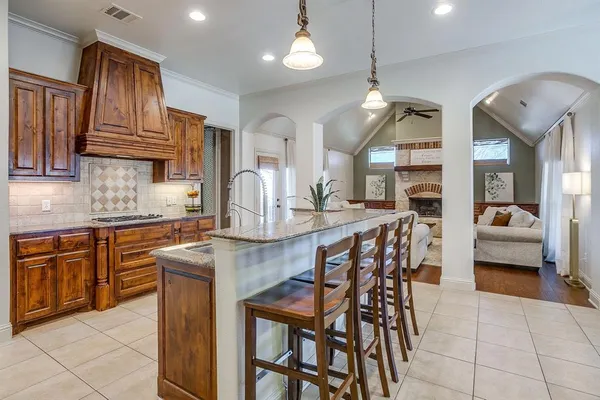 $730,000 | 43 Crown Road, Willow Park, TX 76087