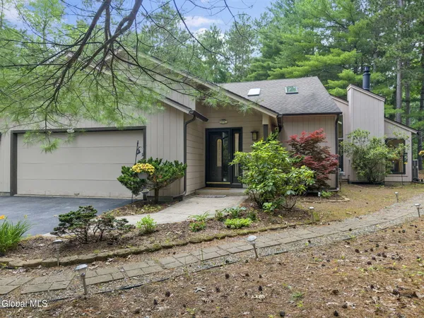 $439,000 | 1 May Apple Way, Ballston Spa, NY 12020