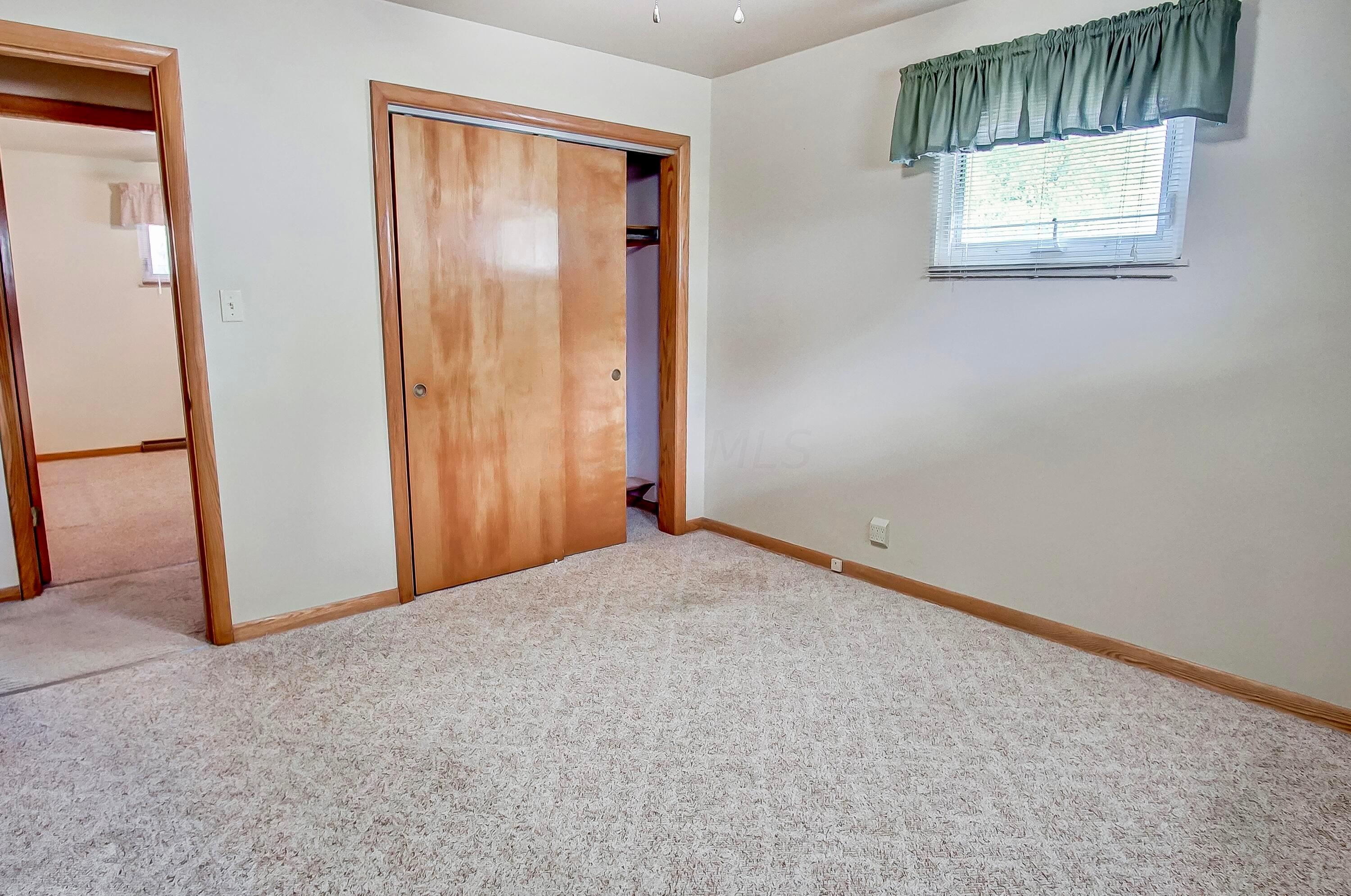 910 Garden Road Zanesville, OH 43701 - Photo 28 of 61 IMG_2882