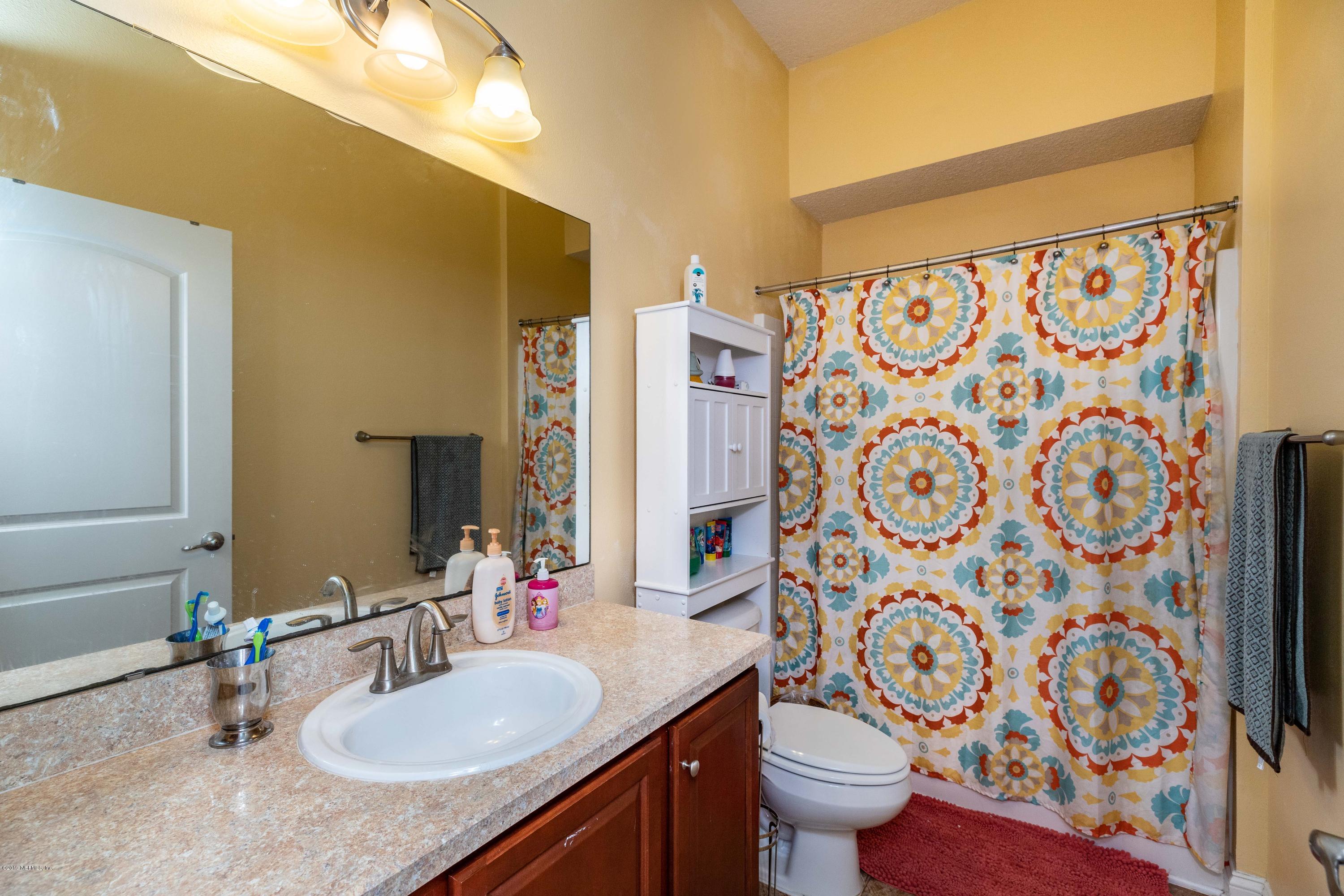 5801 Royalty Road Jacksonville, FL 32254 - Photo 19 of 28 GUEST BATH