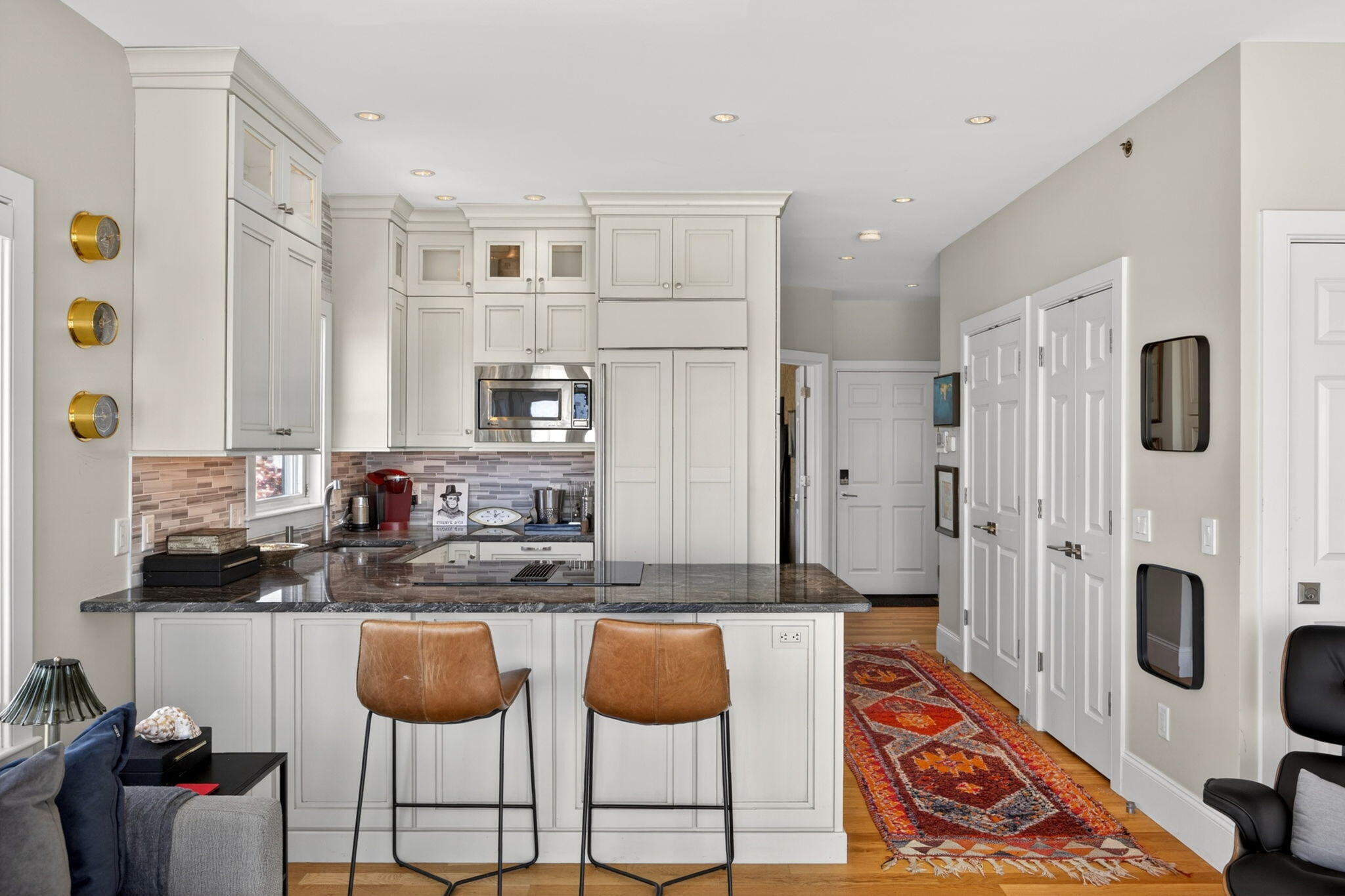333 R Commercial Street, Unit 3 Provincetown, MA 02657 - Photo 14 of 33 13-13-9L4A8918