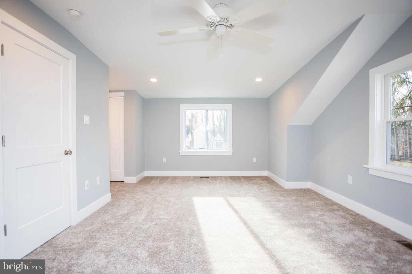 2934 Snake Hill Road Doylestown, PA 18902 - Photo 16 of 26