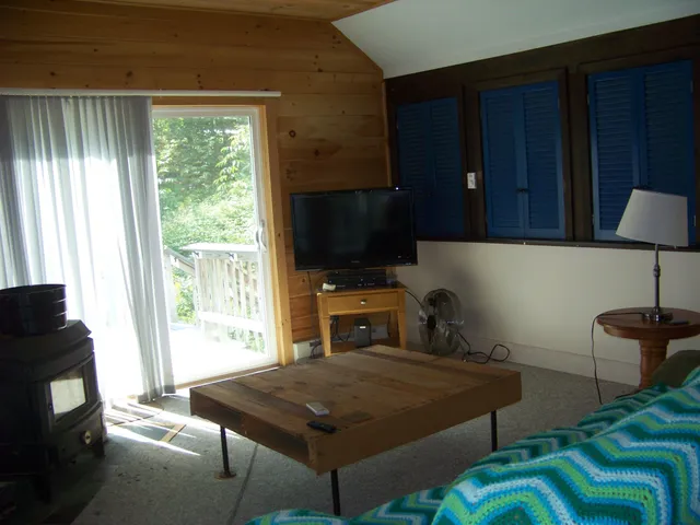 $299,000 | 436 Mt View Loop, Rochester, VT 05767