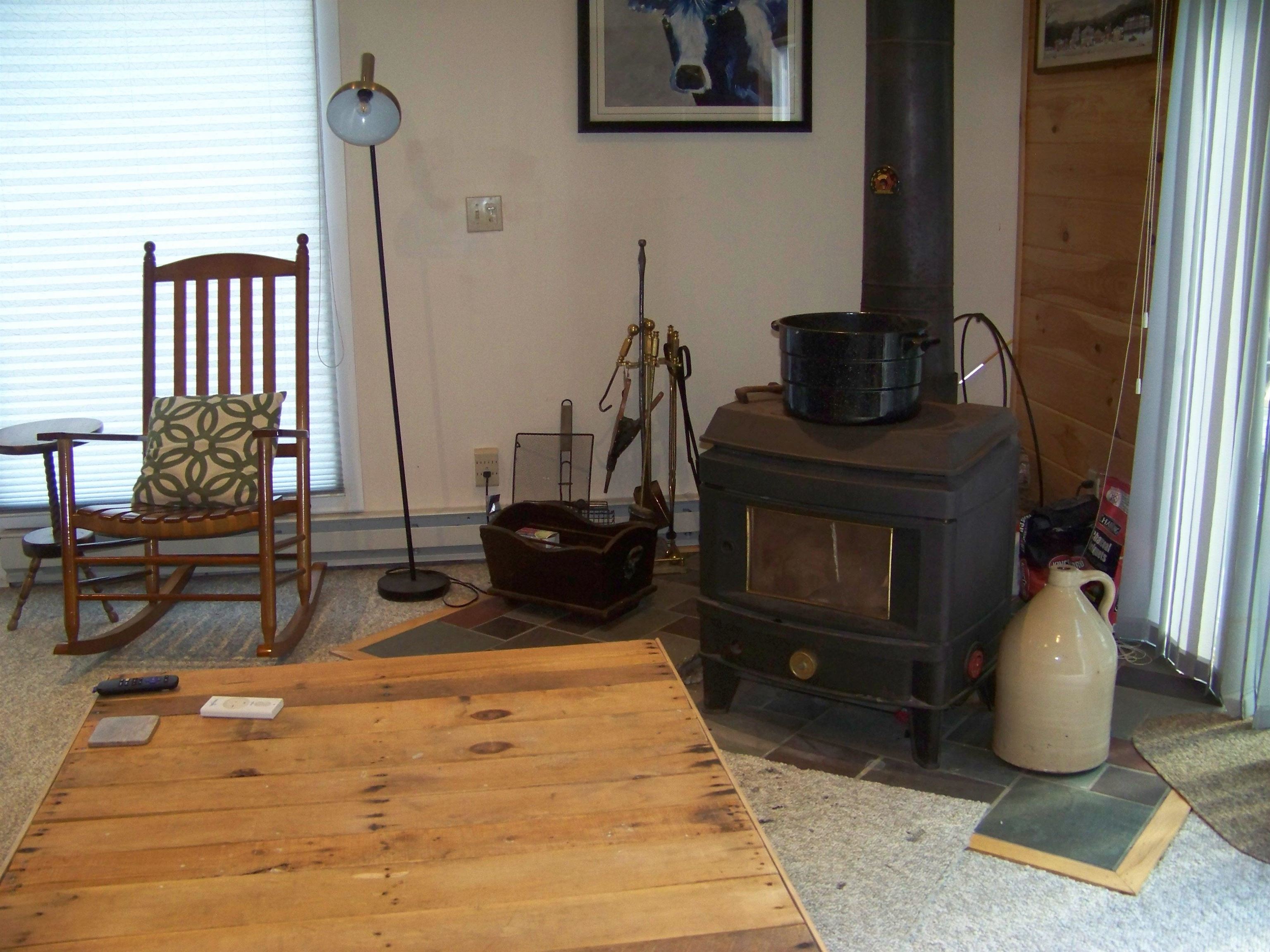 436 Mt View Loop Rochester, VT 05767 - Photo 19 of 43