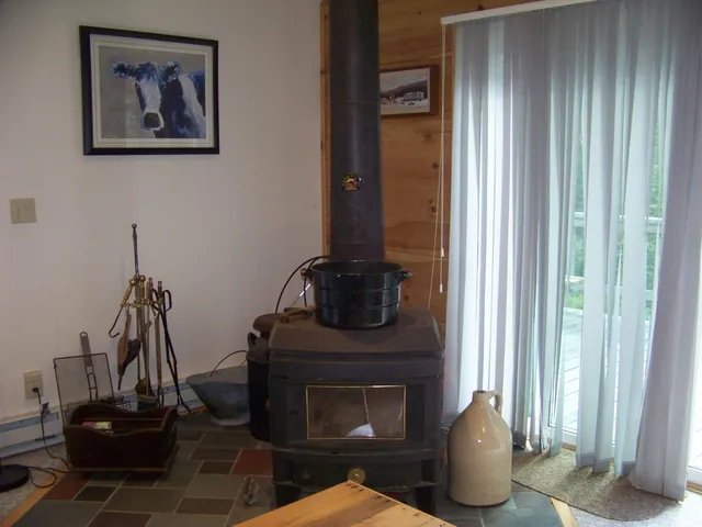 $299,000 | 436 Mt View Loop, Rochester, VT 05767