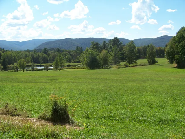 $299,000 | 436 Mt View Loop, Rochester, VT 05767
