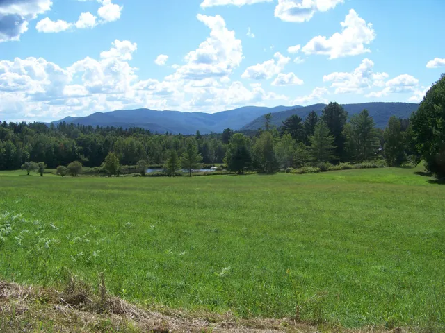 $299,000 | 436 Mt View Loop, Rochester, VT 05767