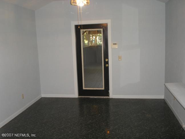 149 Heidt Road Palatka, FL 32177 - Photo 9 of 11 dining room