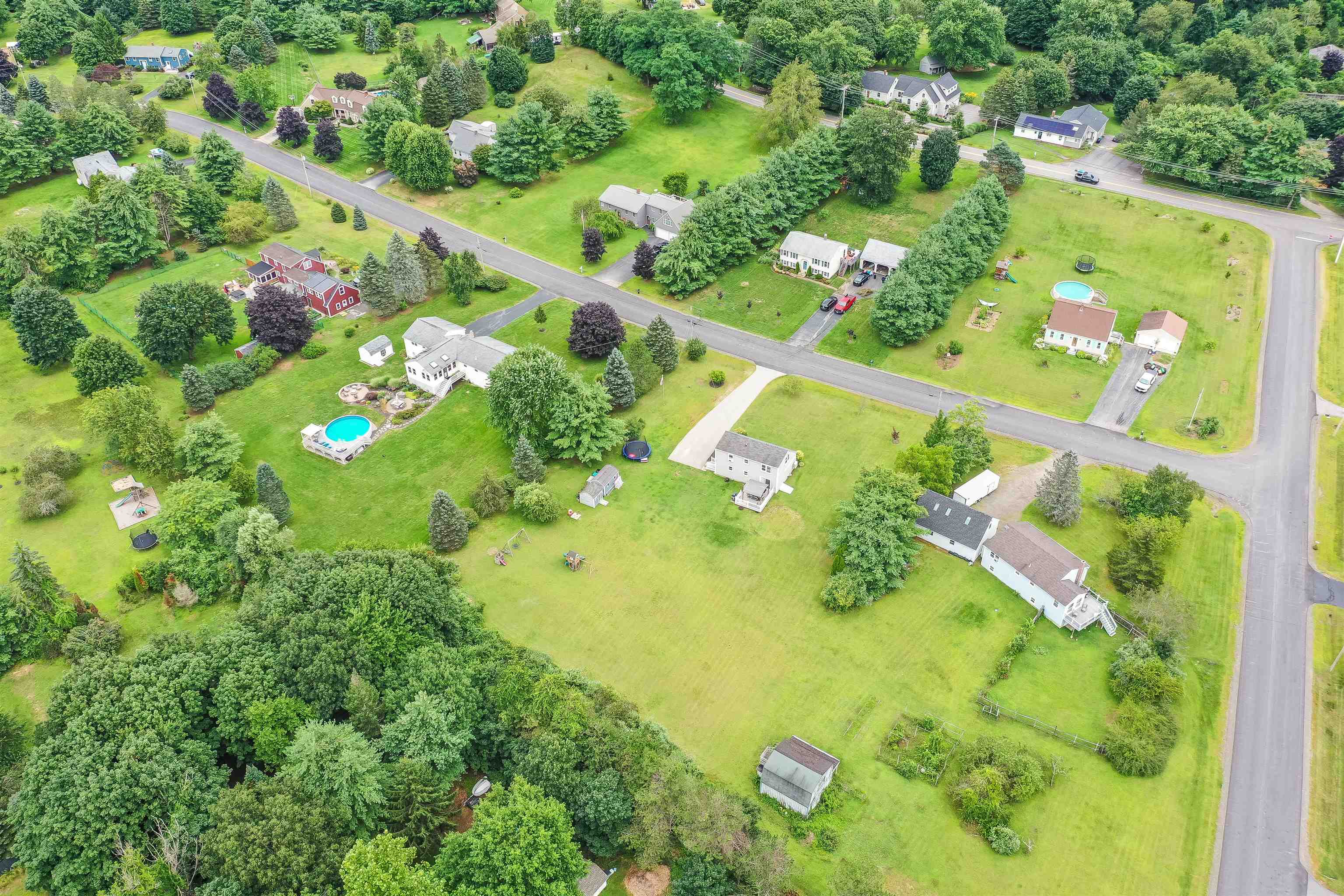 36 Holmgren Road Stratham, NH 03885 - Photo 34 of 40