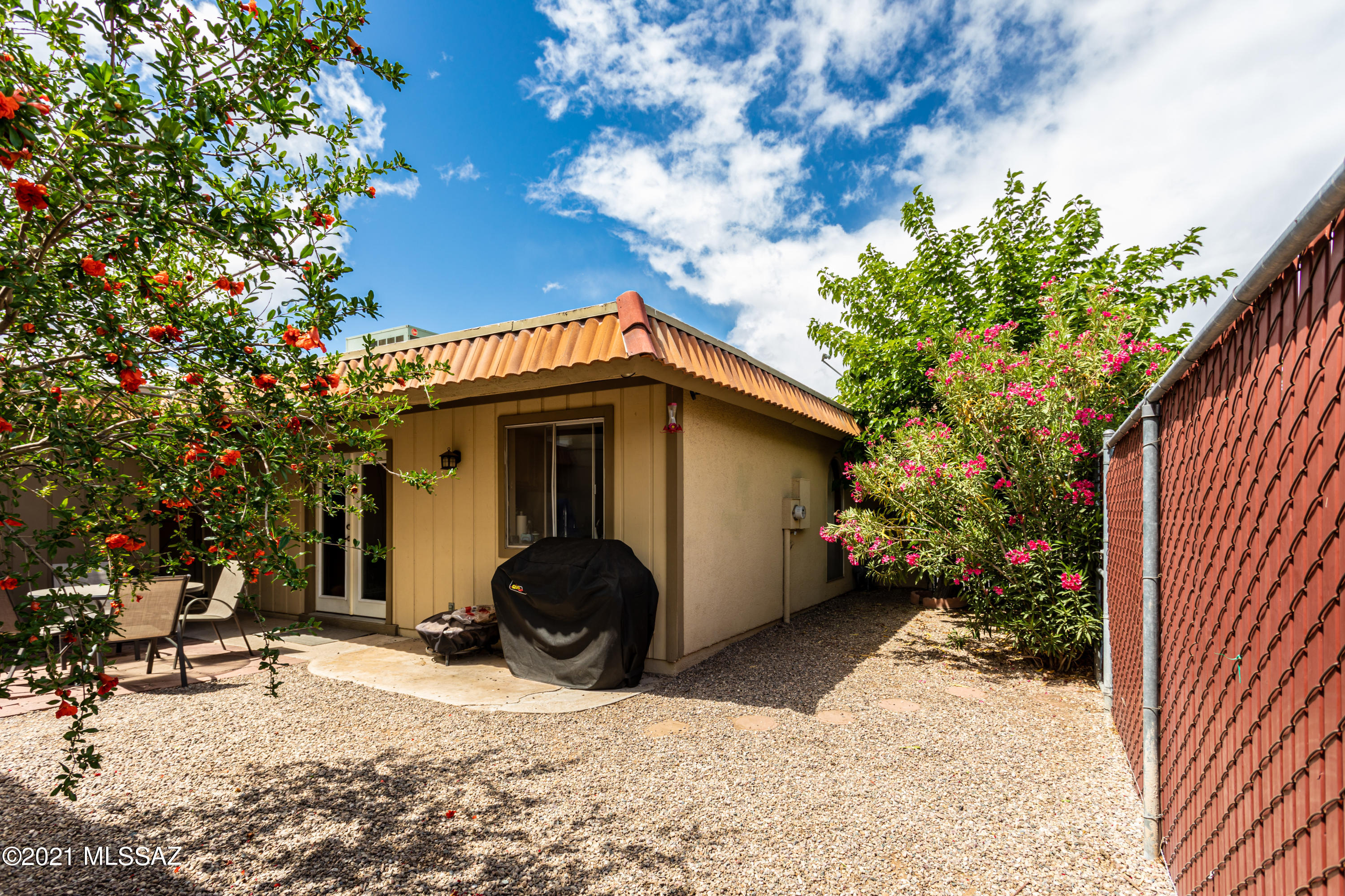 1535 East Prince Road Tucson, AZ 85719 - Photo 16 of 22 Gallery Image 16