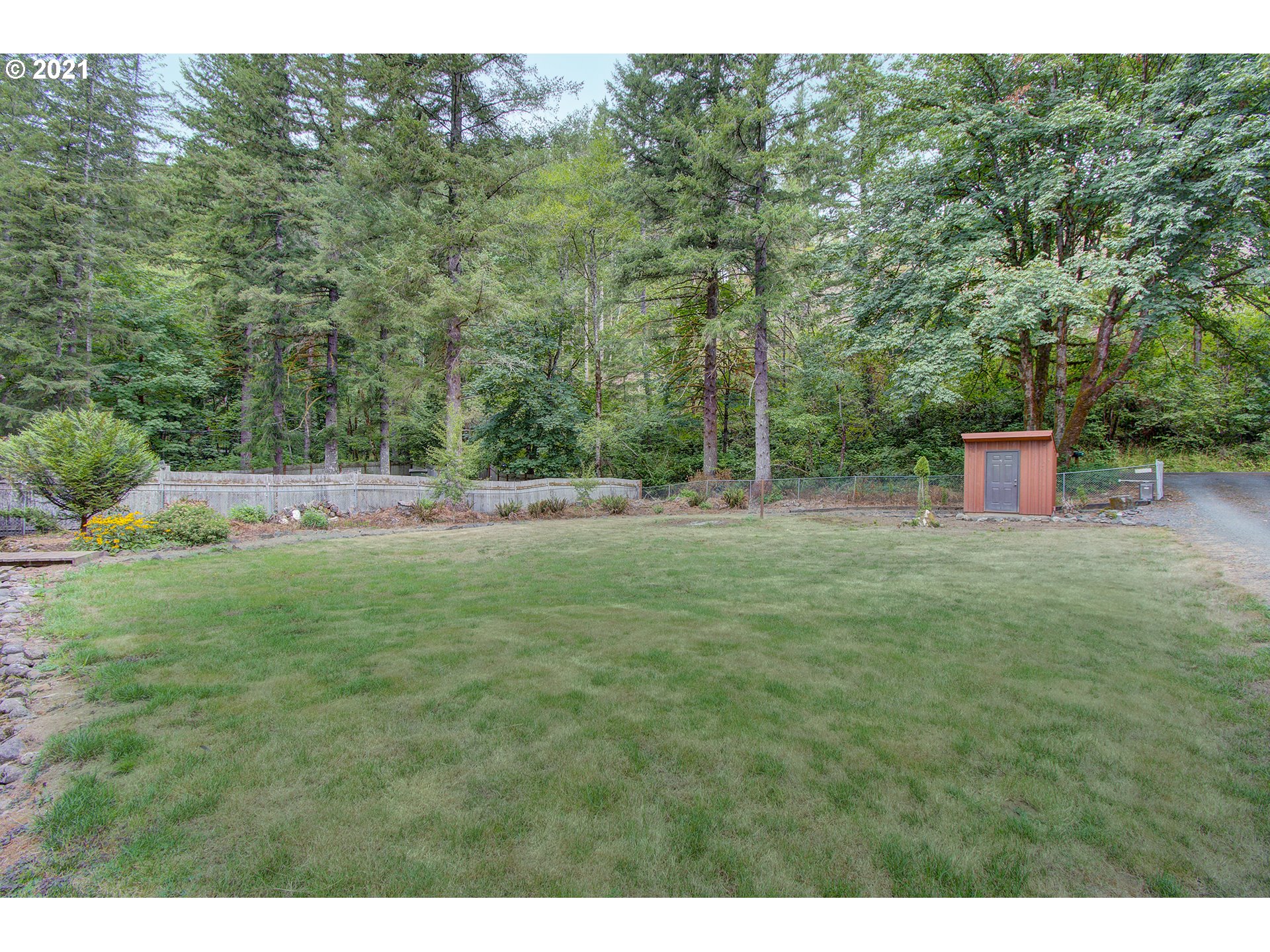 38101 Northeast Sunset Falls Road Yacolt, WA 98675 - Photo 7 of 32 Gallery Image 7