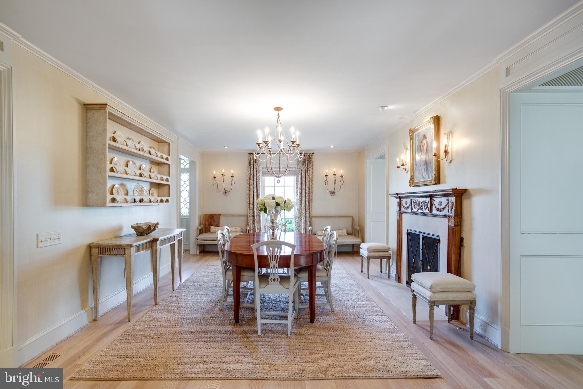 2203 Belle Haven Road Alexandria, VA 22307 - Photo 7 of 77 Neirmann Weeks chandelier