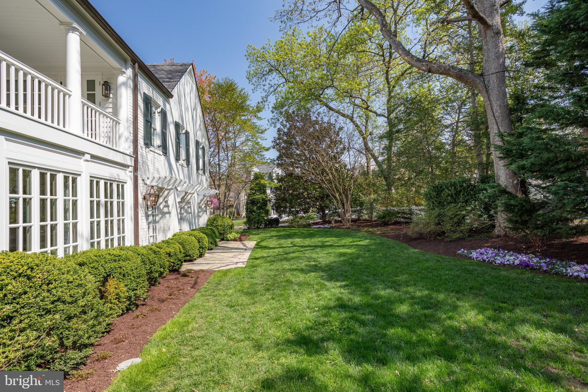 2203 Belle Haven Road Alexandria, VA 22307 - Photo 64 of 77 Yard perfect for hosting large gatherings