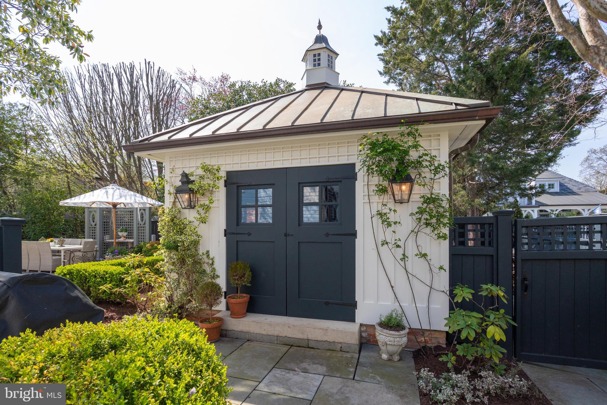 2203 Belle Haven Road Alexandria, VA 22307 - Photo 72 of 77 Garden house/Storage