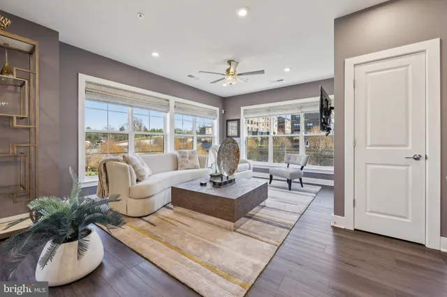 $720,000 | 104 St Ives Place, Unit 402, Oxon Hill, MD 20745