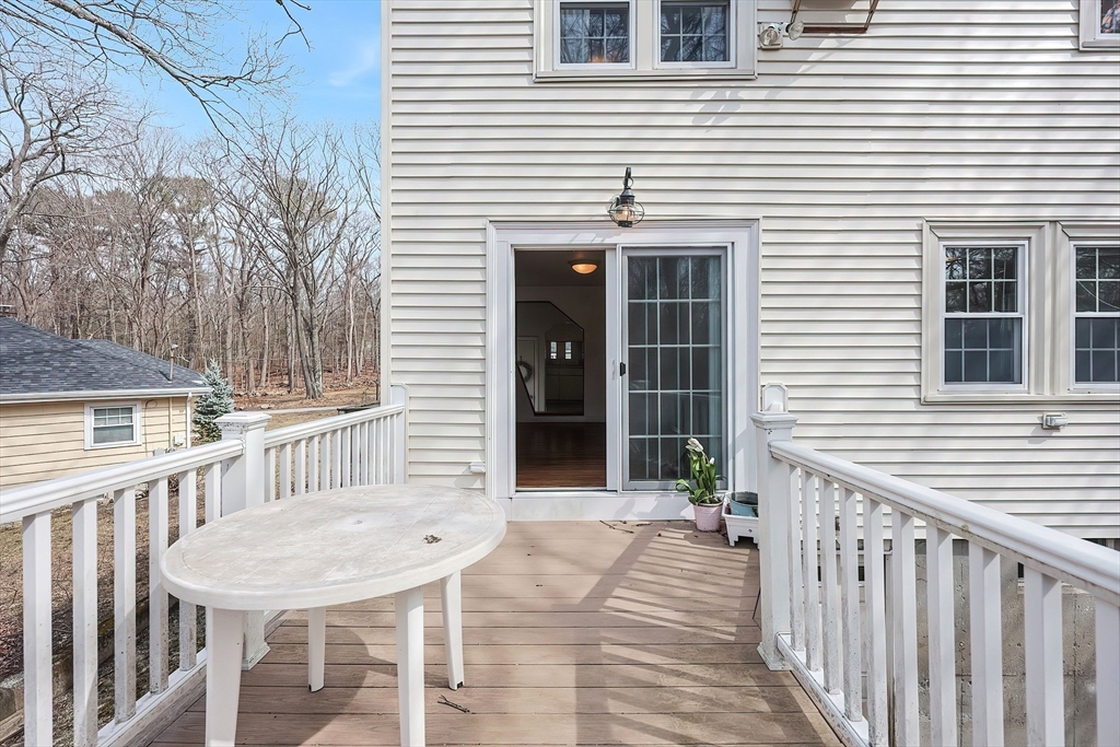 86 Brewster Road Medford, MA 02155 - Photo 9 of 32 Gallery Image 9