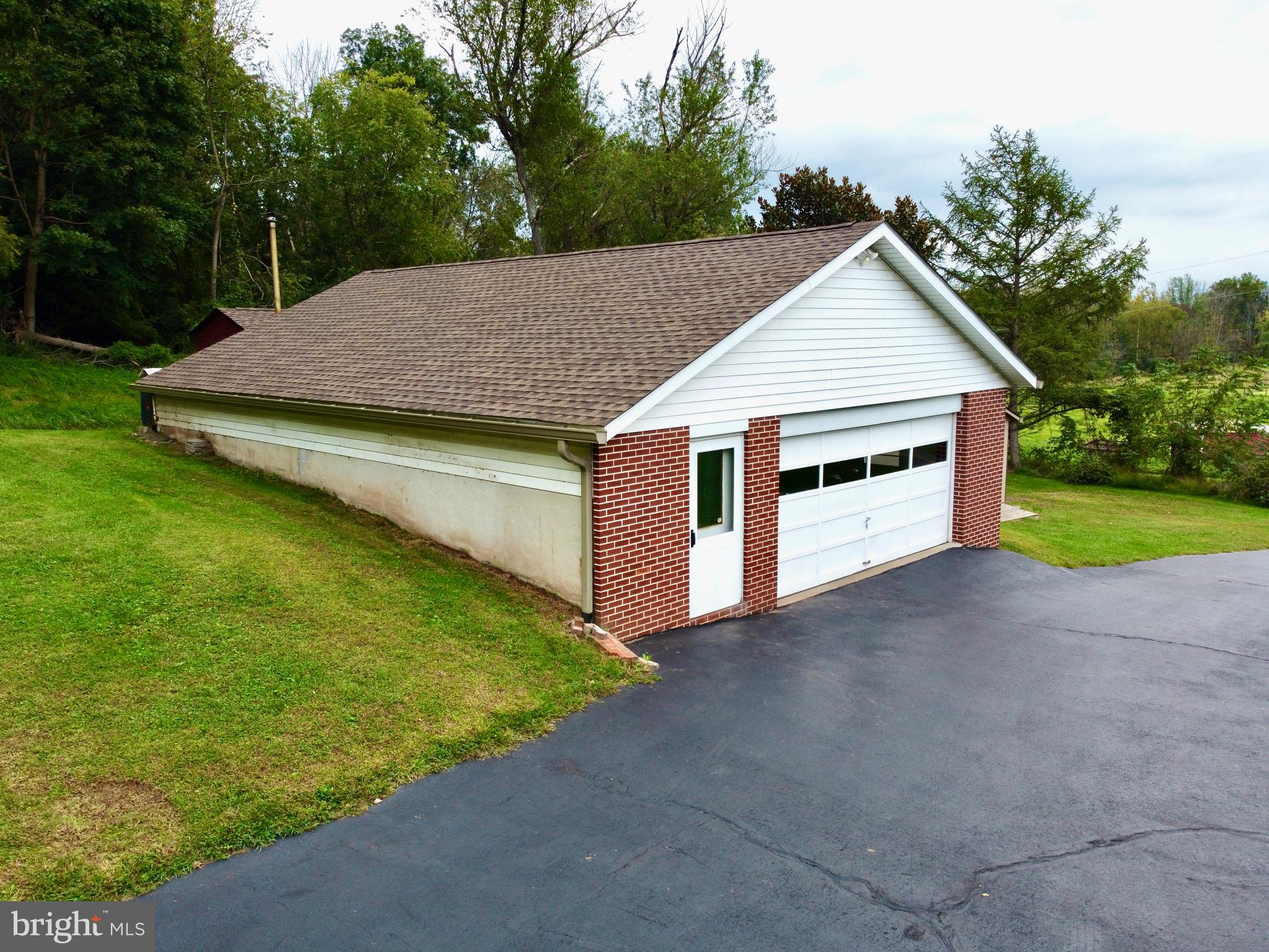 191 Himmelwright Road Barto, PA 19504 - Photo 13 of 78 Gallery Image 13