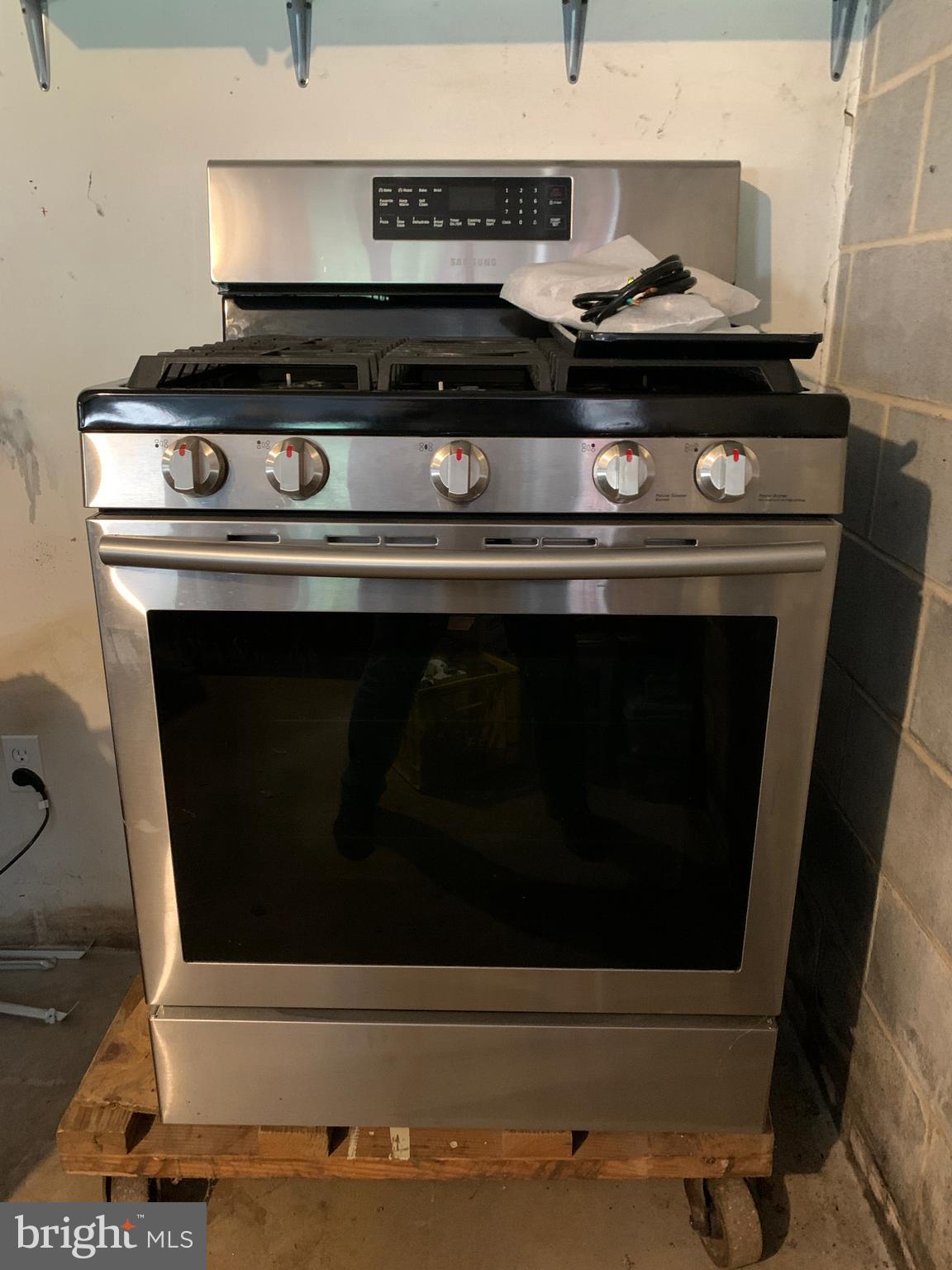 191 Himmelwright Road Barto, PA 19504 - Photo 60 of 78 Newer Gas Range to be included