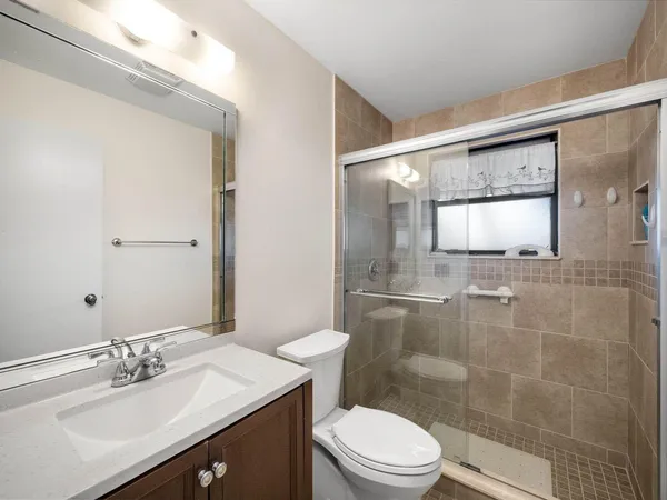 $2,000 | 193 Mastic Tree Court, Royal Palm Beach, FL 33411