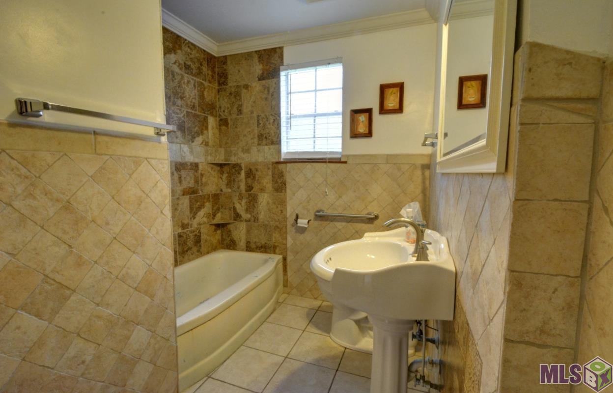 9333 West Inniswold Road Baton Rouge, LA 70809 - Photo 13 of 27
