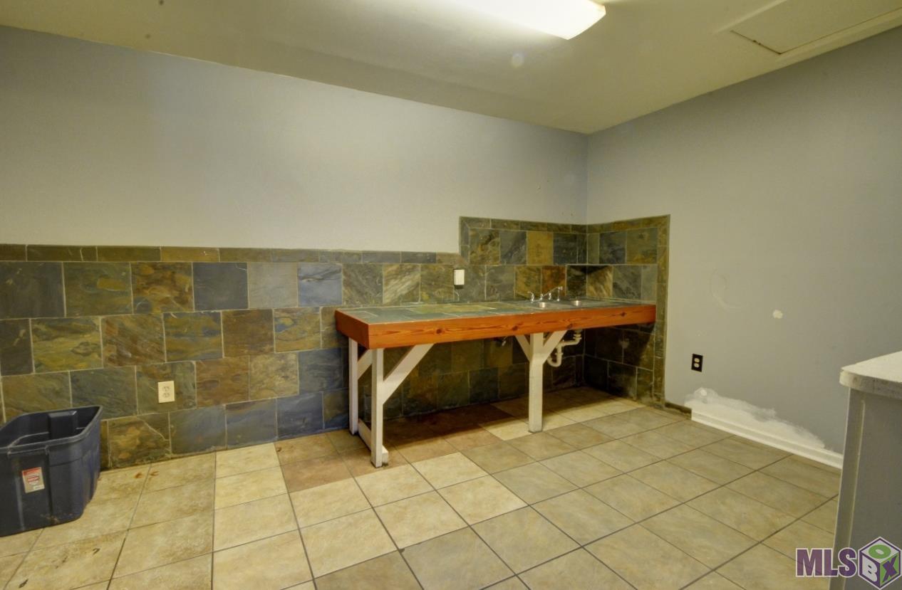 9333 West Inniswold Road Baton Rouge, LA 70809 - Photo 22 of 27
