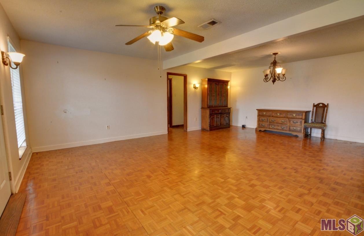9333 West Inniswold Road Baton Rouge, LA 70809 - Photo 5 of 27
