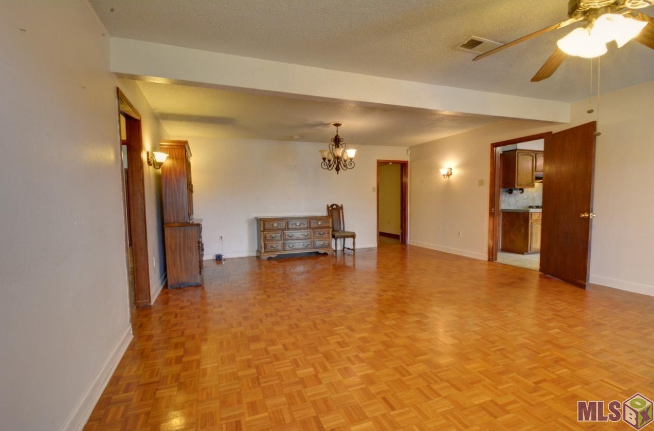 9333 West Inniswold Road Baton Rouge, LA 70809 - Photo 6 of 27