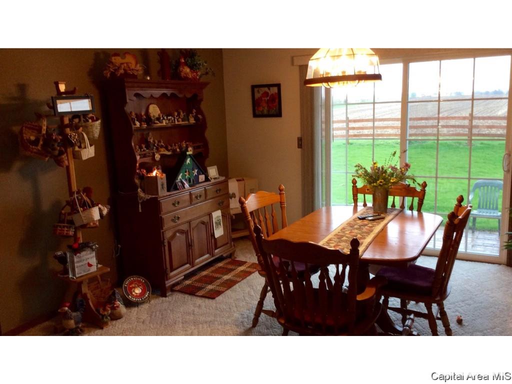 9858 Union Grove Road Morrison, IL 61270 - Photo 4 of 20