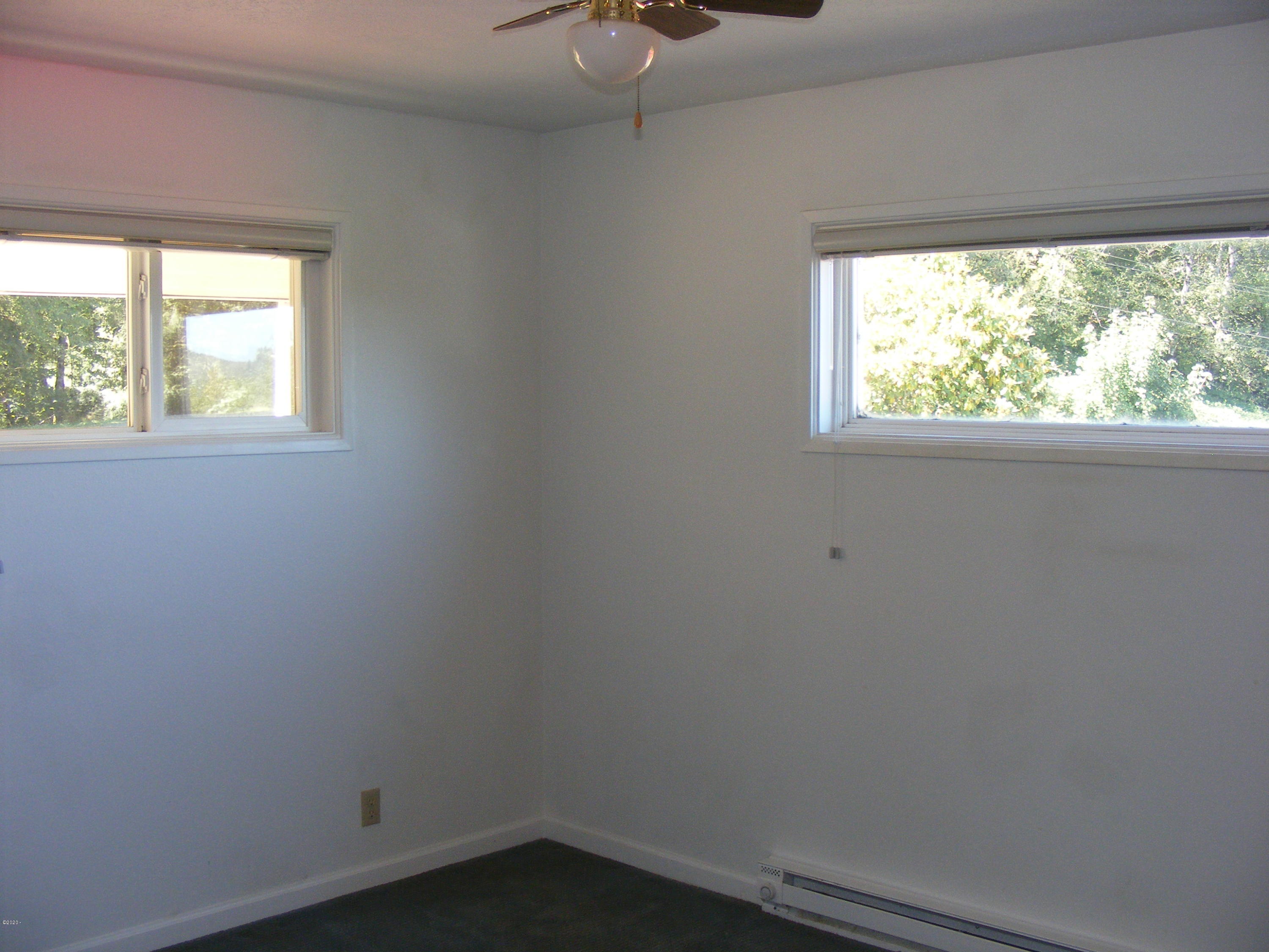 327 South Bay Road Toledo, OR 97391 - Photo 23 of 30 Bedroom #1