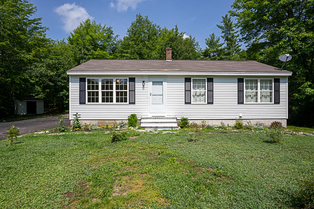 698 Townhouse Road East Waterboro, ME 04030 - Photo 3 of 26 DSC06183-HDR-3