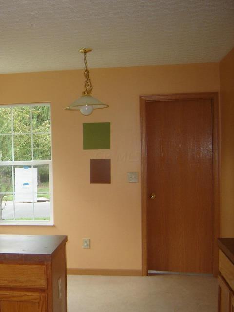 3213 Meridian Road Columbus, OH 43232 - Photo 6 of 14 Gallery Image 6