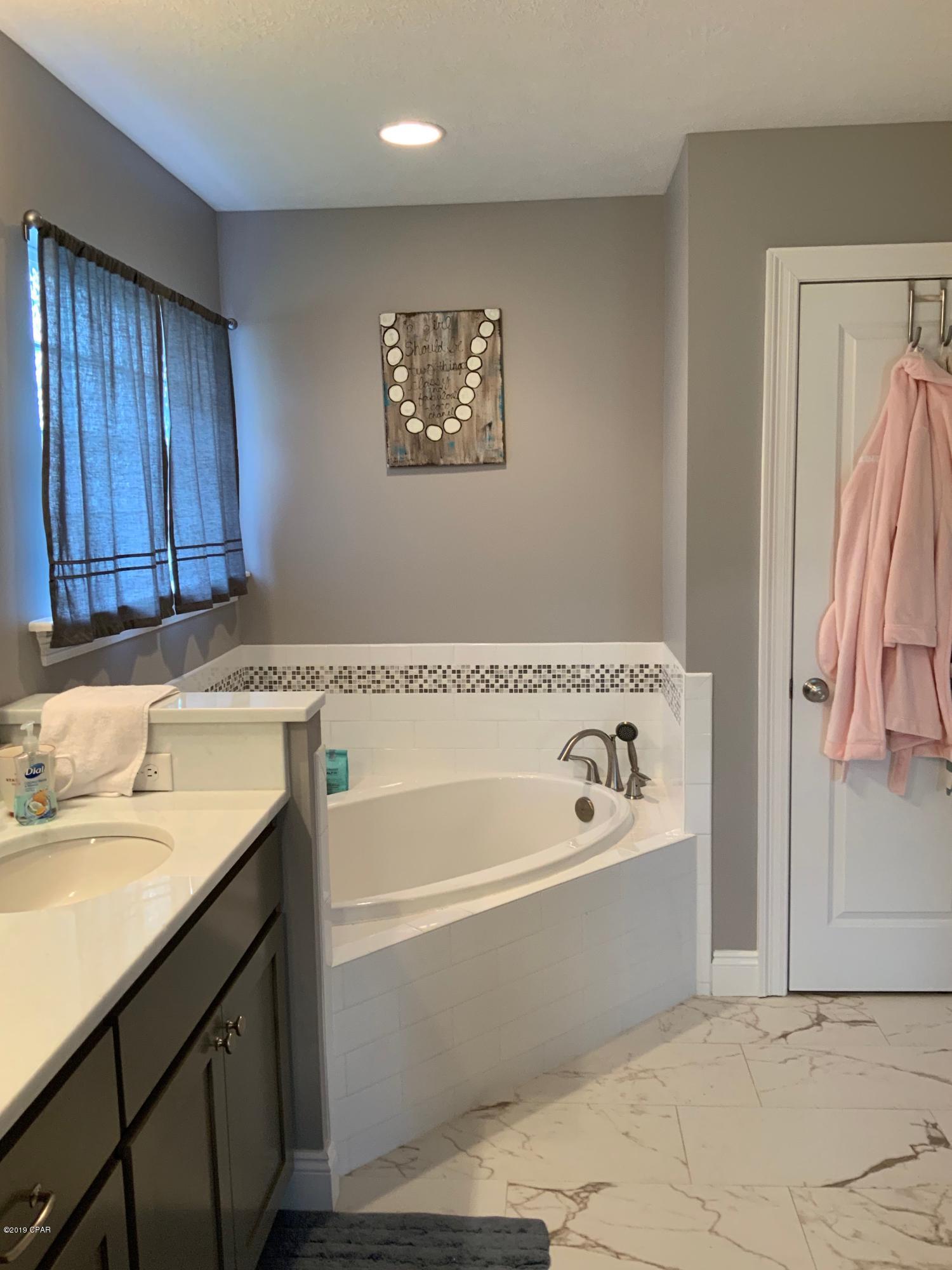 3510 High Cliff Road Southport, FL 32409 - Photo 17 of 27 Gallery Image 17