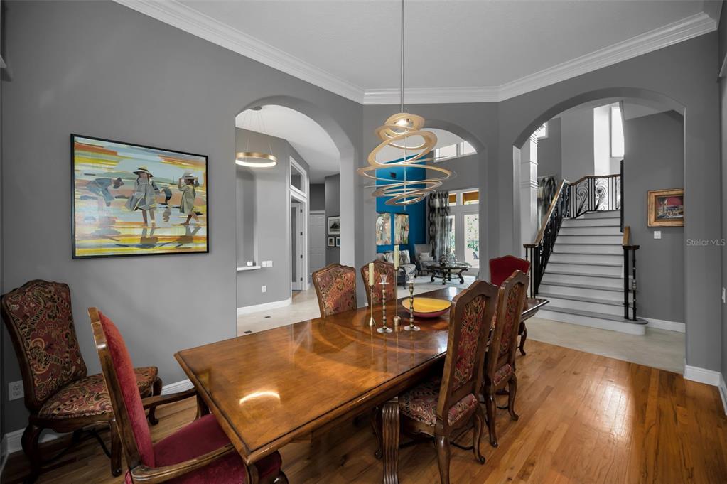 8871 Silverthorn Road Seminole, FL 33777 - Photo 21 of 98 a view of a dining room with furniture