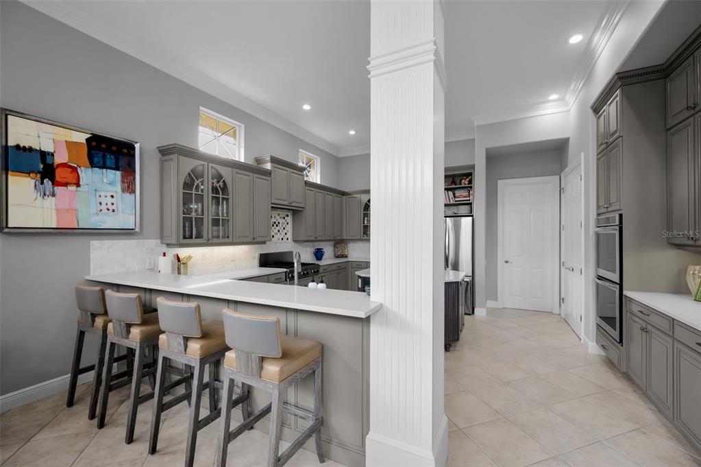 8871 Silverthorn Road Seminole, FL 33777 - Photo 32 of 98