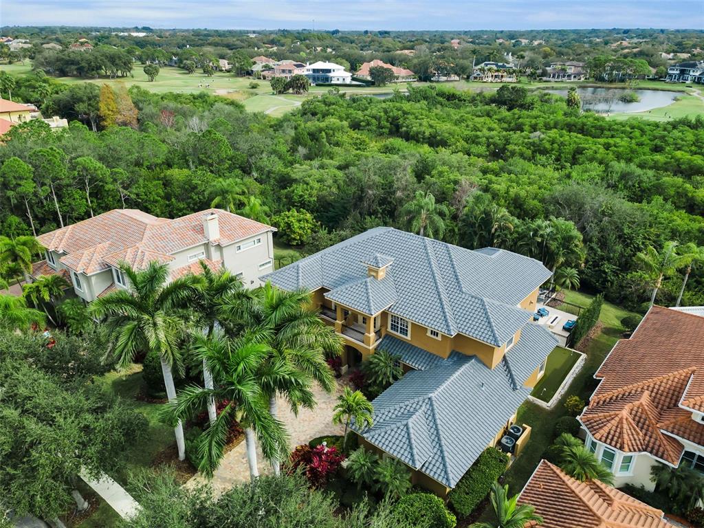 8871 Silverthorn Road Seminole, FL 33777 - Photo 4 of 98