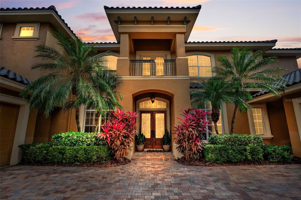 8871 Silverthorn Road Seminole, FL 33777 - Photo 9 of 98