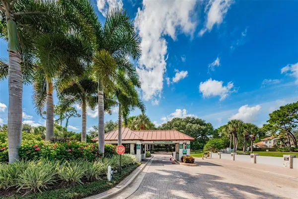 $1,995,000 | 8871 Silverthorn Road, Seminole, FL 33777