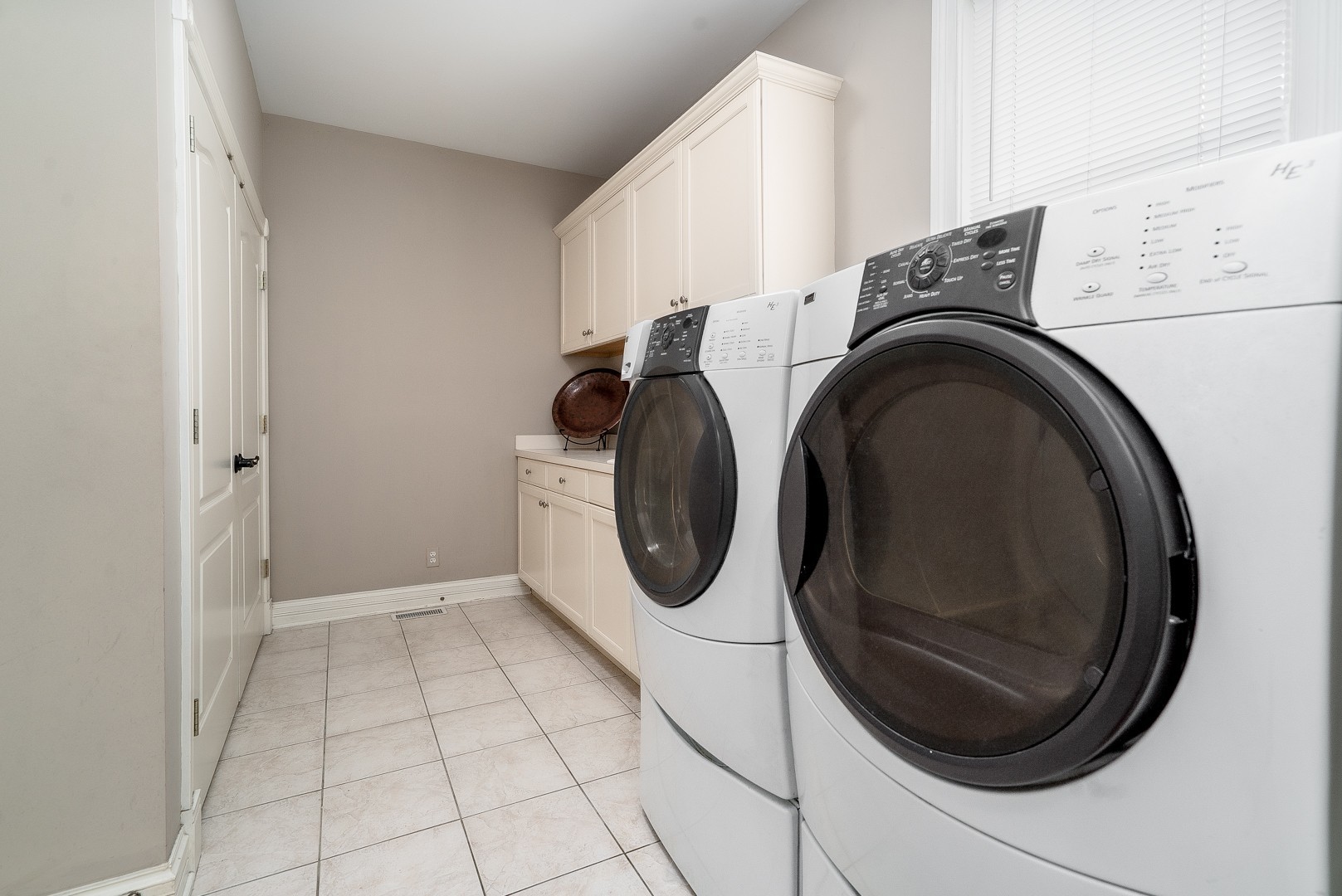 Undisclosed Address Geneva, IL 60134 - Photo 12 of 29 a utility room with dryer and washer