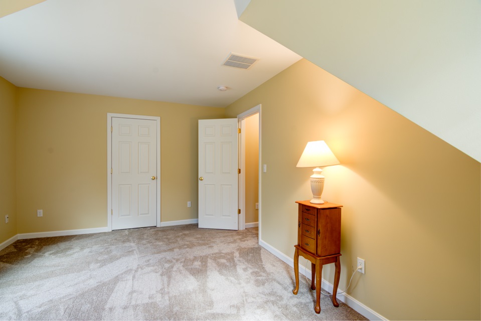 16 Depot Road Kingston, NH 03848 - Photo 18 of 37 Gallery Image 18