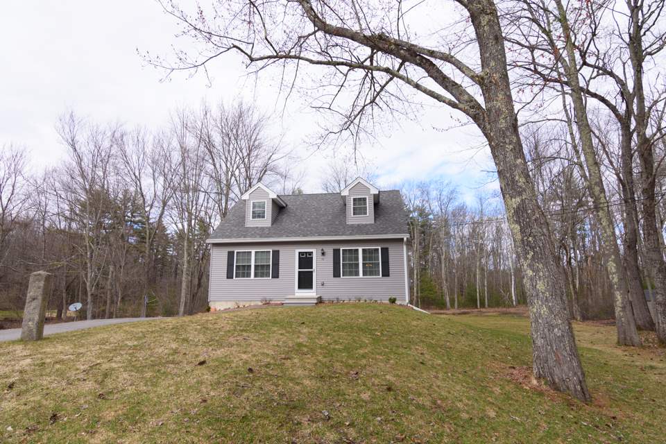 16 Depot Road Kingston, NH 03848 - Photo 3 of 37 Gallery Image 3