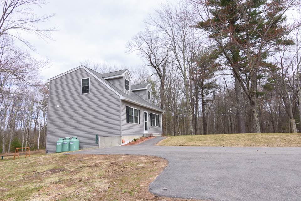 16 Depot Road Kingston, NH 03848 - Photo 28 of 37 Gallery Image 28