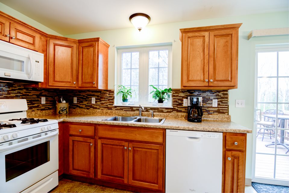 16 Depot Road Kingston, NH 03848 - Photo 6 of 37 Gallery Image 6