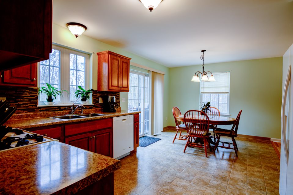 16 Depot Road Kingston, NH 03848 - Photo 7 of 37 Gallery Image 7