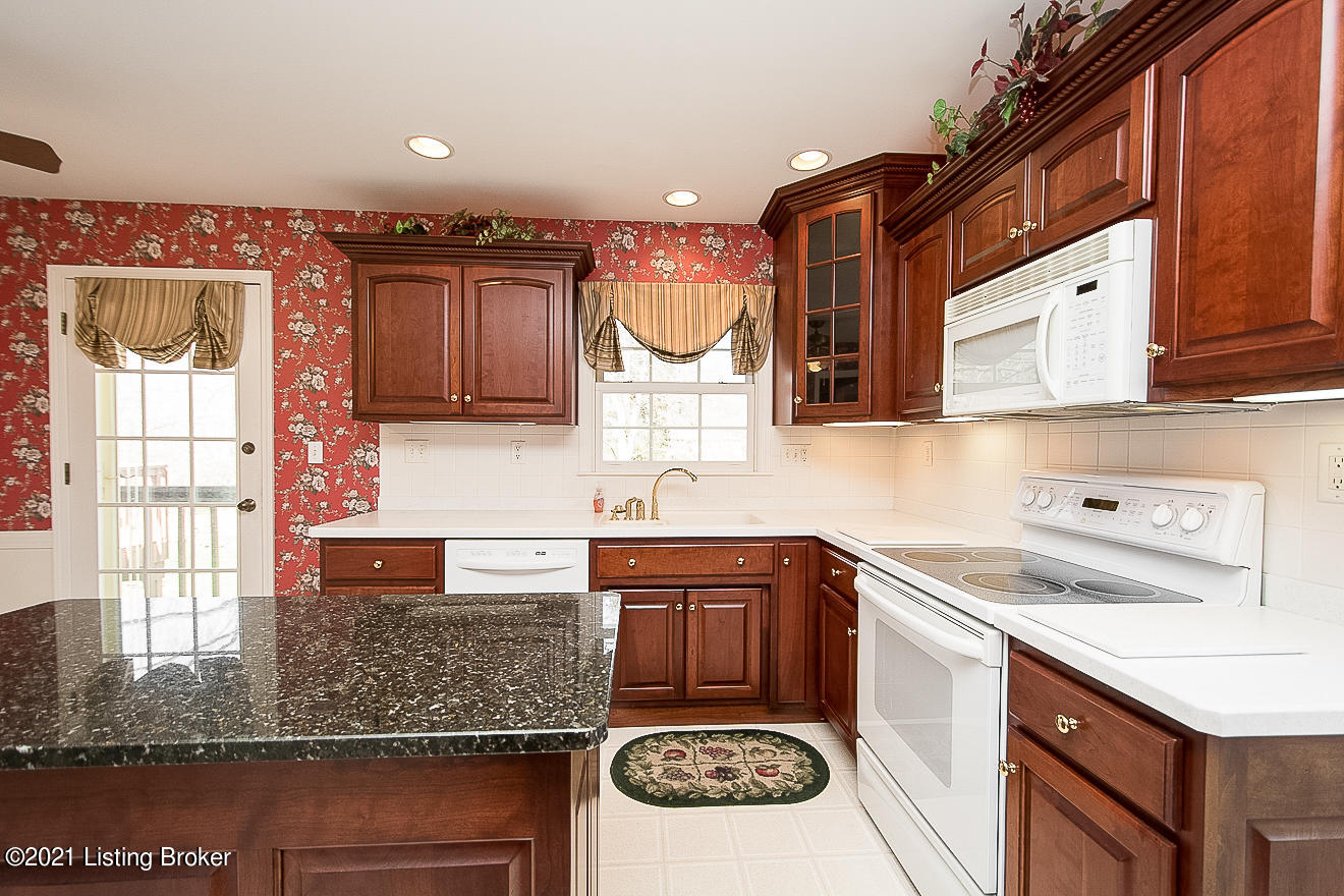 11013 Finchley Road Louisville, KY 40243 - Photo 12 of 50 Eat-In Kitchen