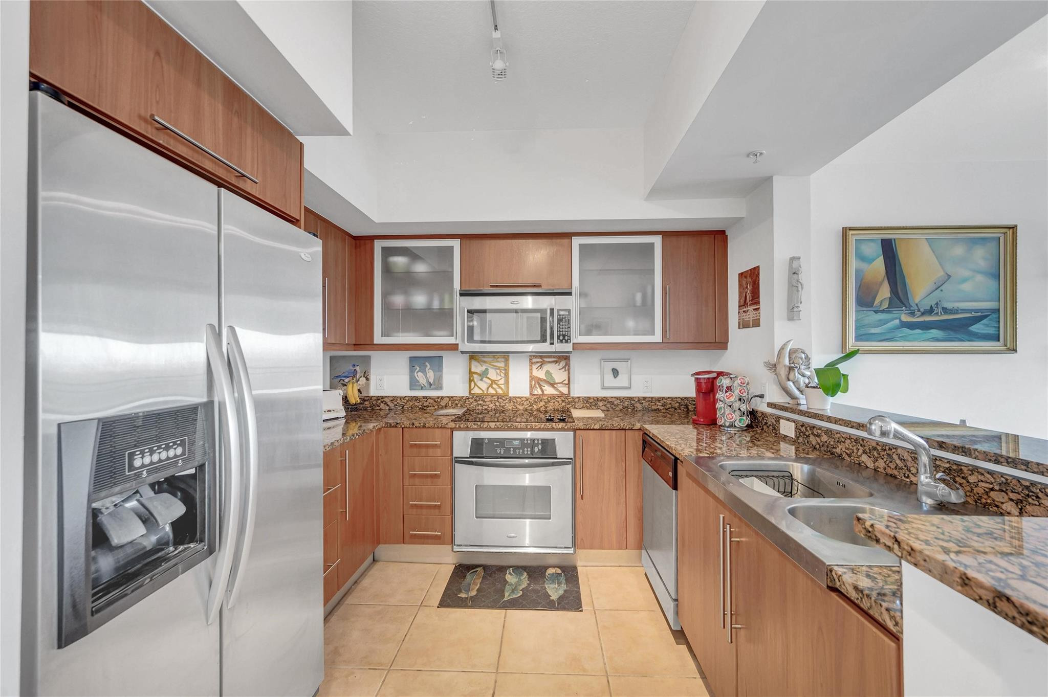 888 Douglas Road, Unit 906 Coral Gables, FL 33134 - Photo 2 of 41 Photo 2
