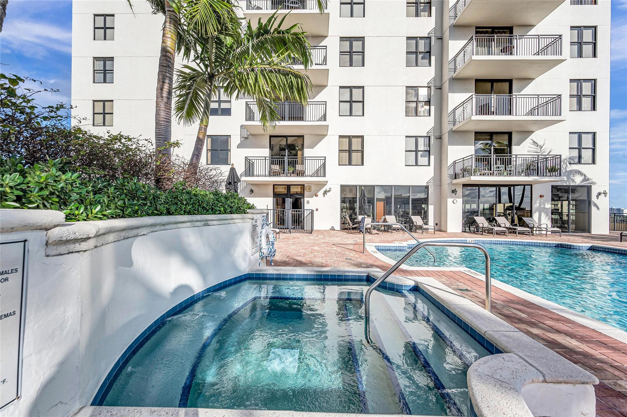 888 Douglas Road, Unit 906 Coral Gables, FL 33134 - Photo 31 of 41 Photo 31
