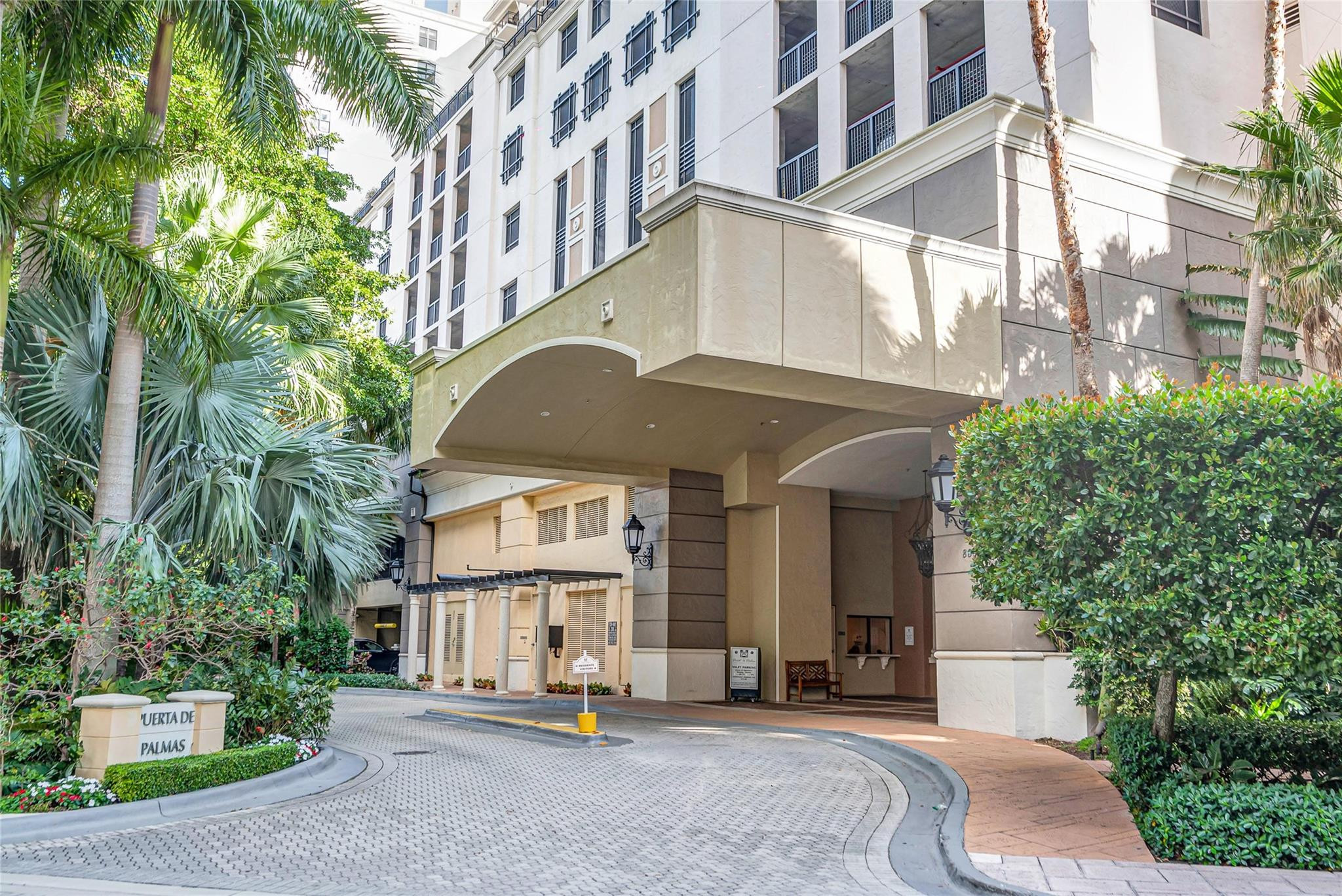 888 Douglas Road, Unit 906 Coral Gables, FL 33134 - Photo 37 of 41 Photo 37