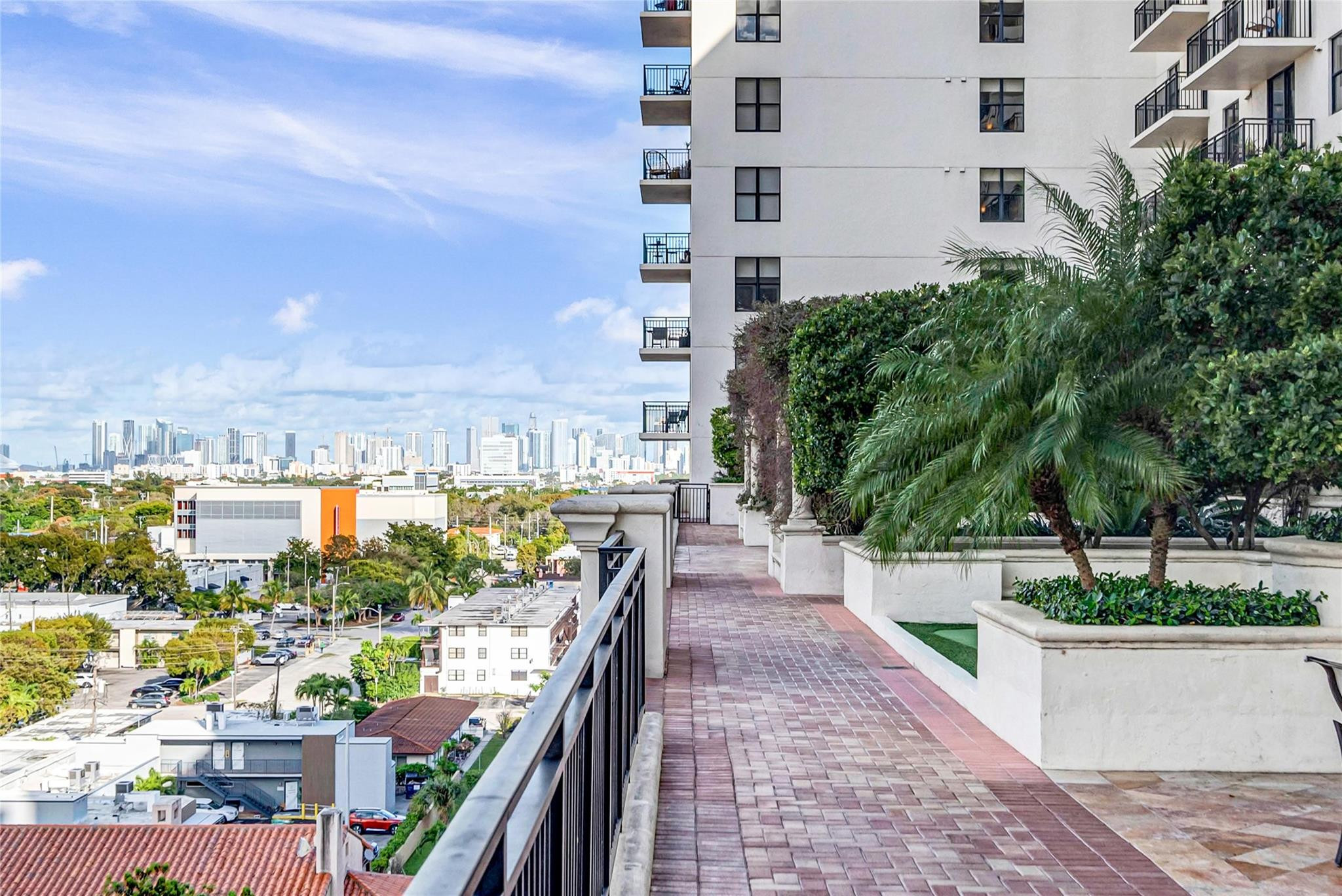 888 Douglas Road, Unit 906 Coral Gables, FL 33134 - Photo 39 of 41 Photo 39