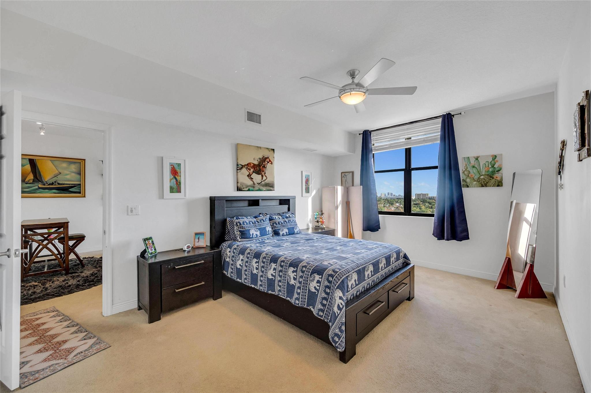 888 Douglas Road, Unit 906 Coral Gables, FL 33134 - Photo 5 of 41 Photo 5